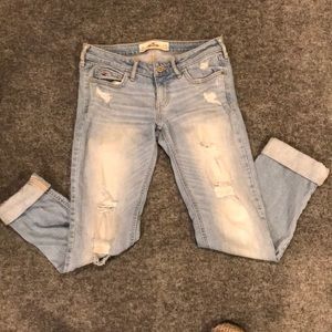 Women’s hollister distressed jeans size 3S